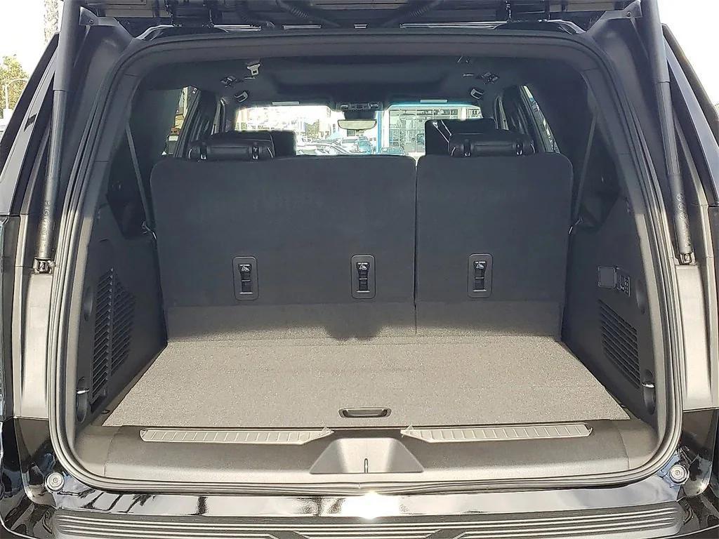 new 2025 Chevrolet Suburban car, priced at $84,740