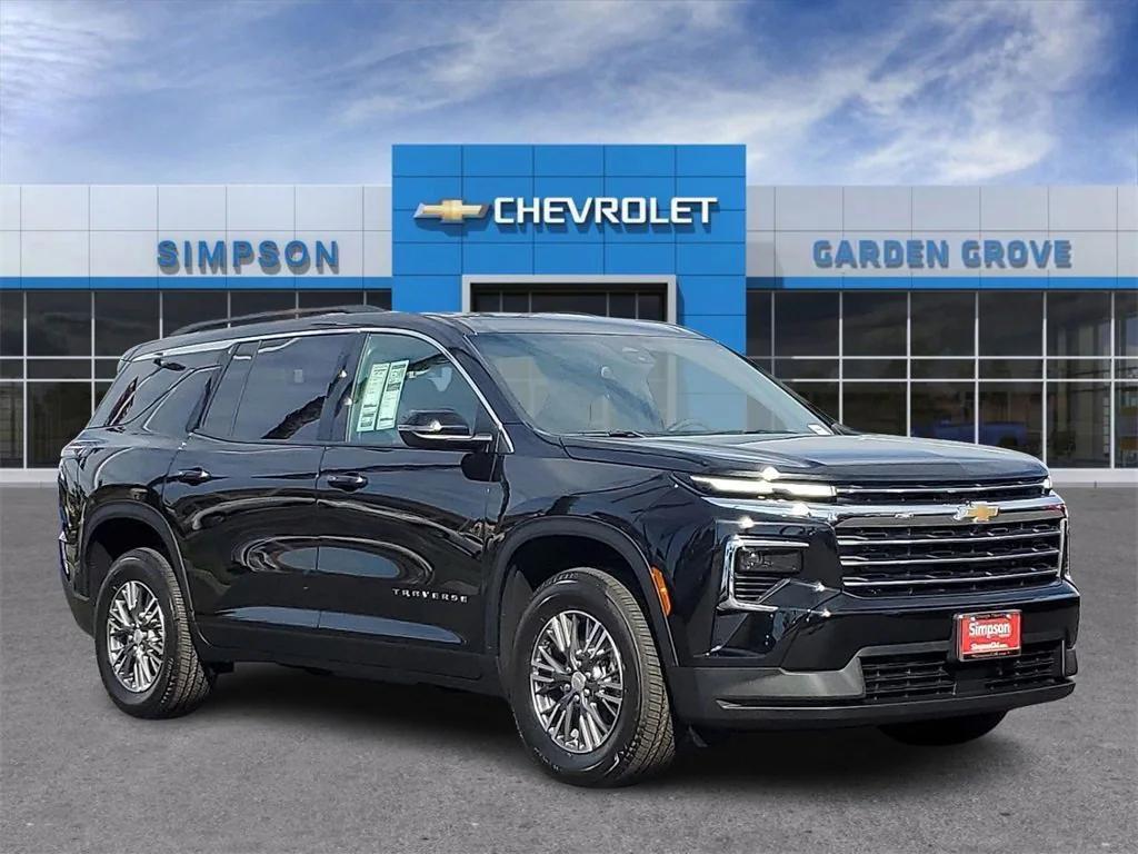 new 2026 Chevrolet Traverse car, priced at $42,820