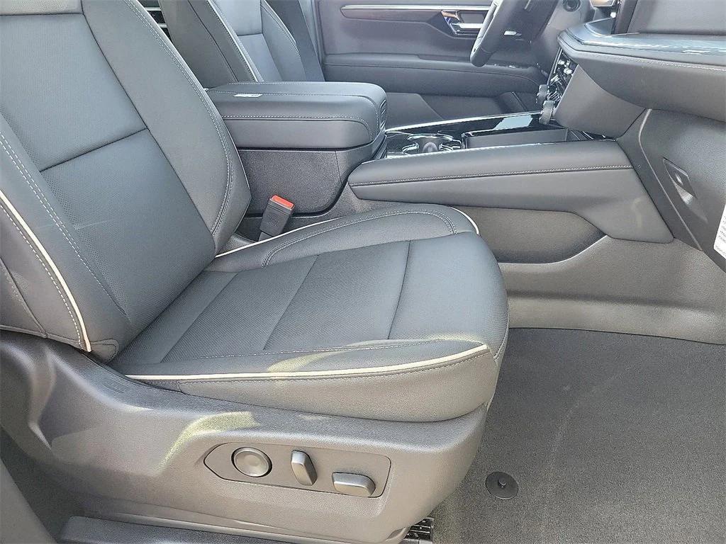 new 2026 Chevrolet Tahoe car, priced at $80,895