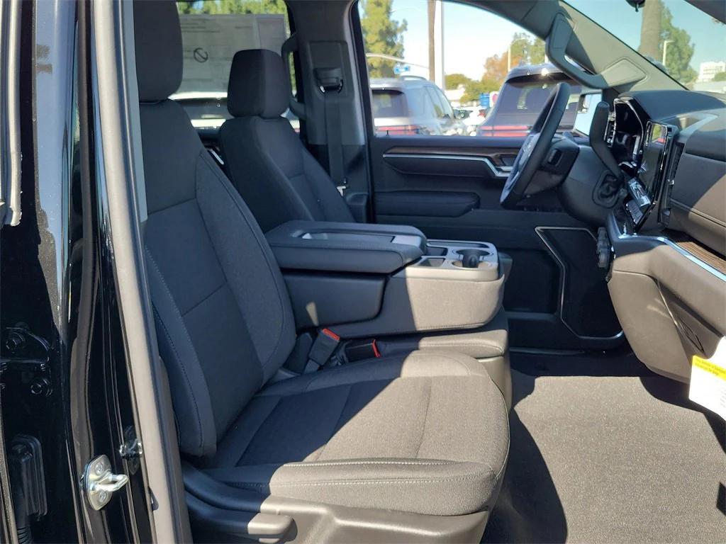 new 2026 Chevrolet Silverado 1500 car, priced at $51,910