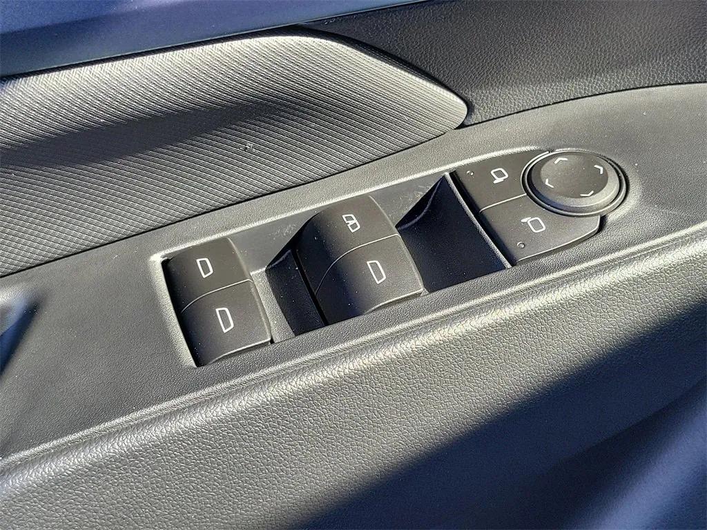 new 2026 Chevrolet Equinox EV car, priced at $41,070