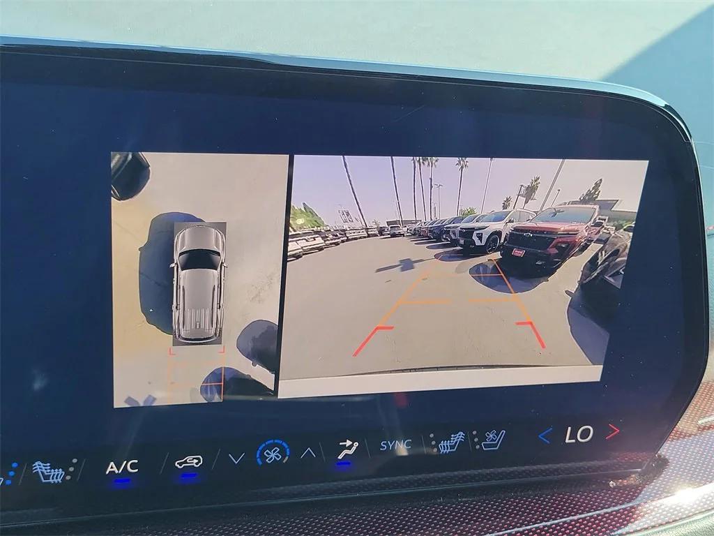 new 2026 Chevrolet Traverse car, priced at $60,310