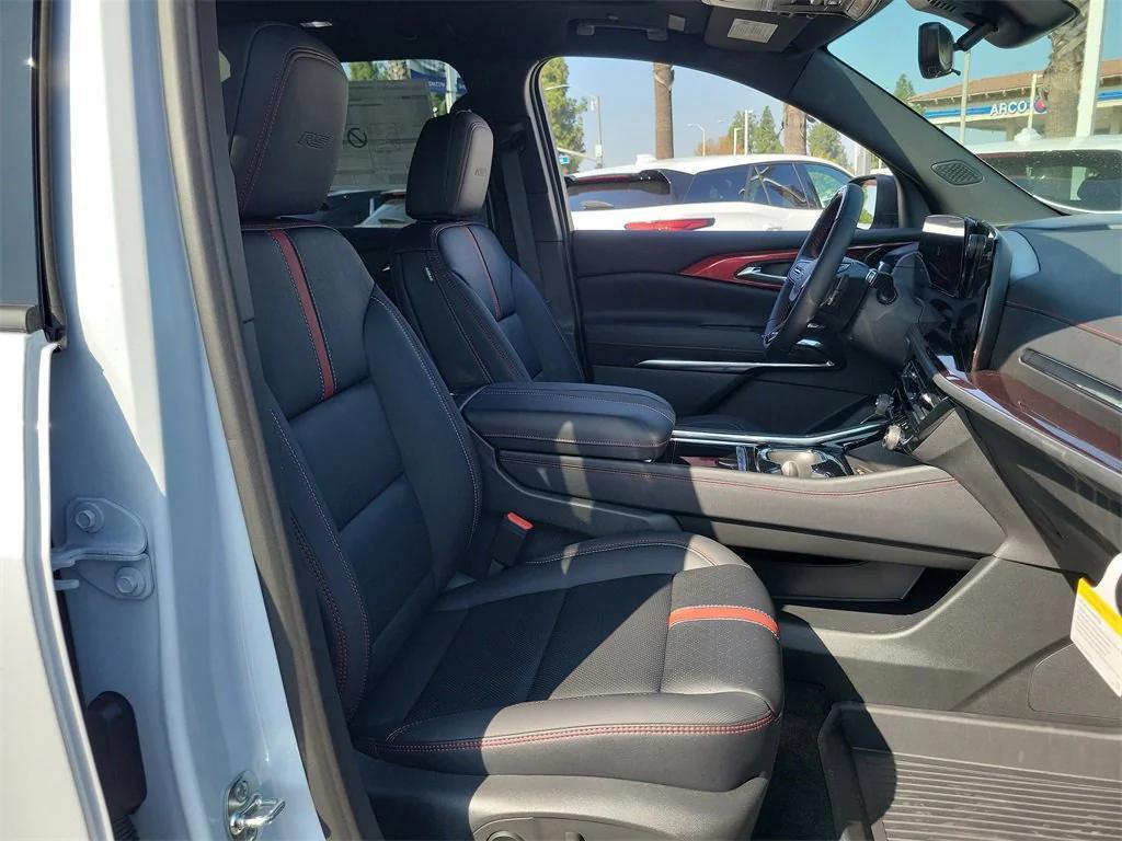 new 2026 Chevrolet Traverse car, priced at $60,310