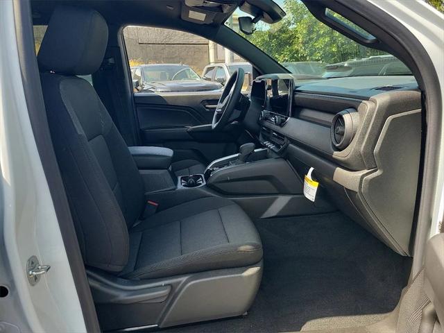 new 2025 Chevrolet Colorado car, priced at $33,595