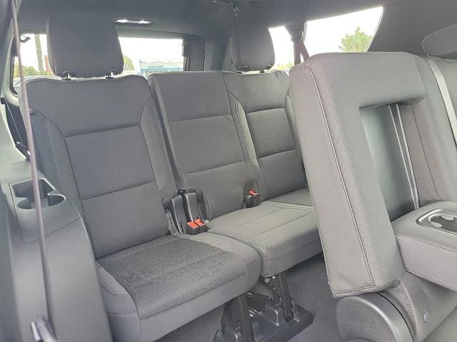 new 2025 Chevrolet Suburban car, priced at $64,195