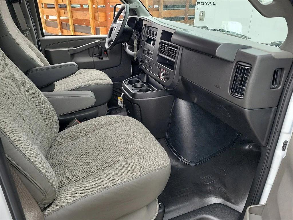 new 2025 Chevrolet Express 2500 car, priced at $45,075