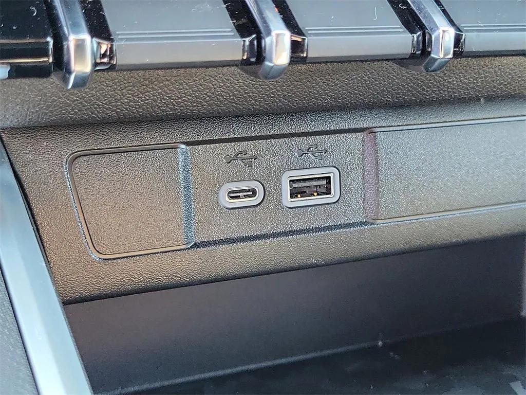 new 2025 Chevrolet Colorado car, priced at $38,190