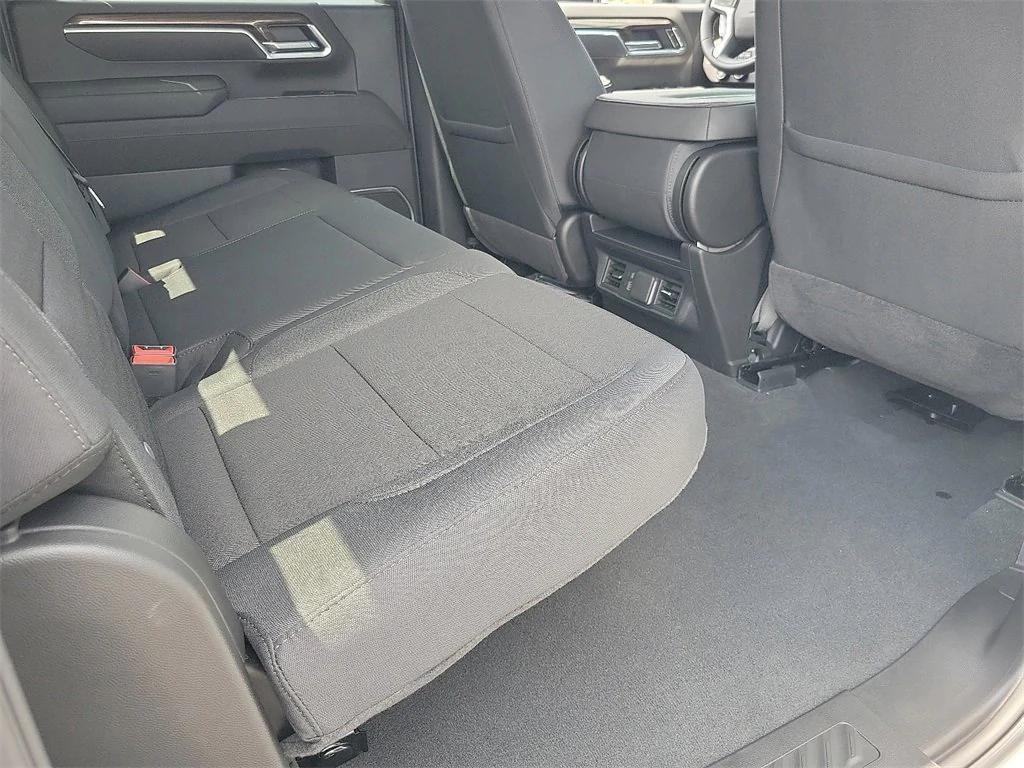 new 2025 Chevrolet Silverado 2500 car, priced at $72,524