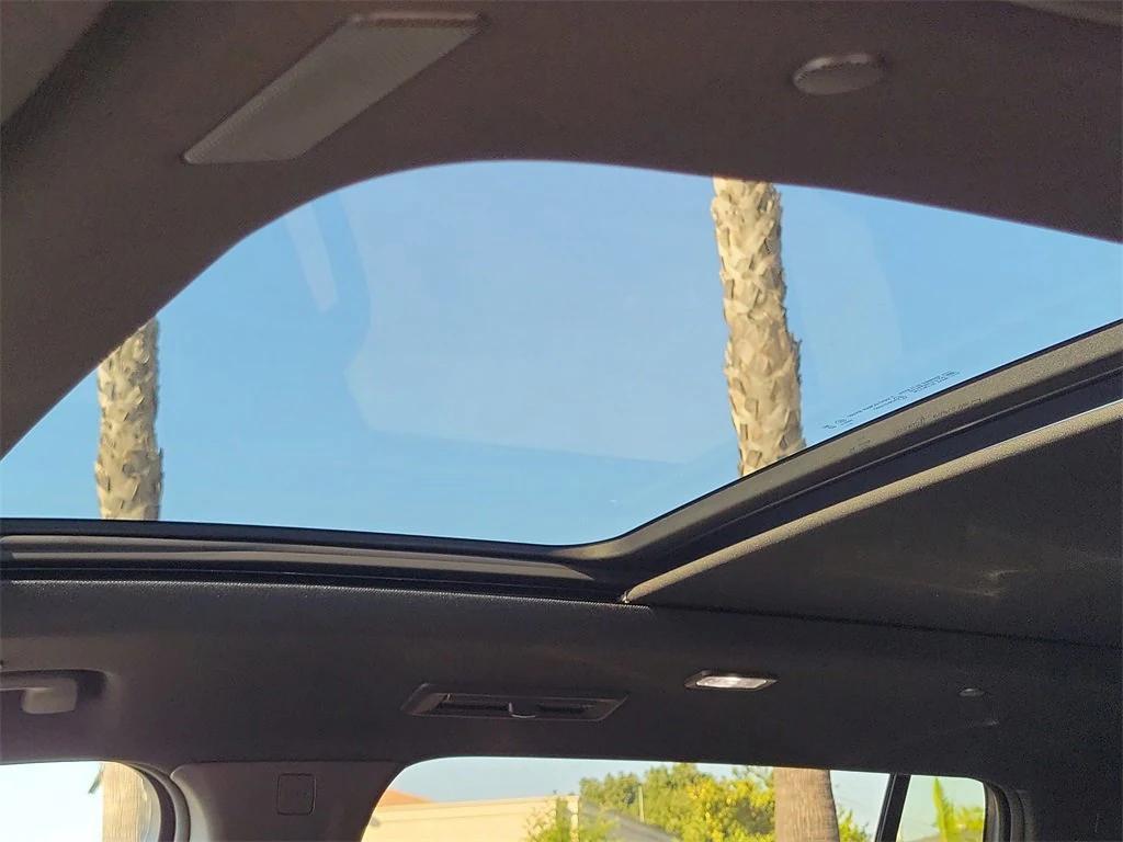 new 2026 Chevrolet Traverse car, priced at $54,369