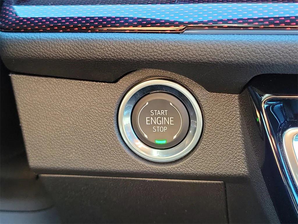 new 2026 Chevrolet Traverse car, priced at $54,369