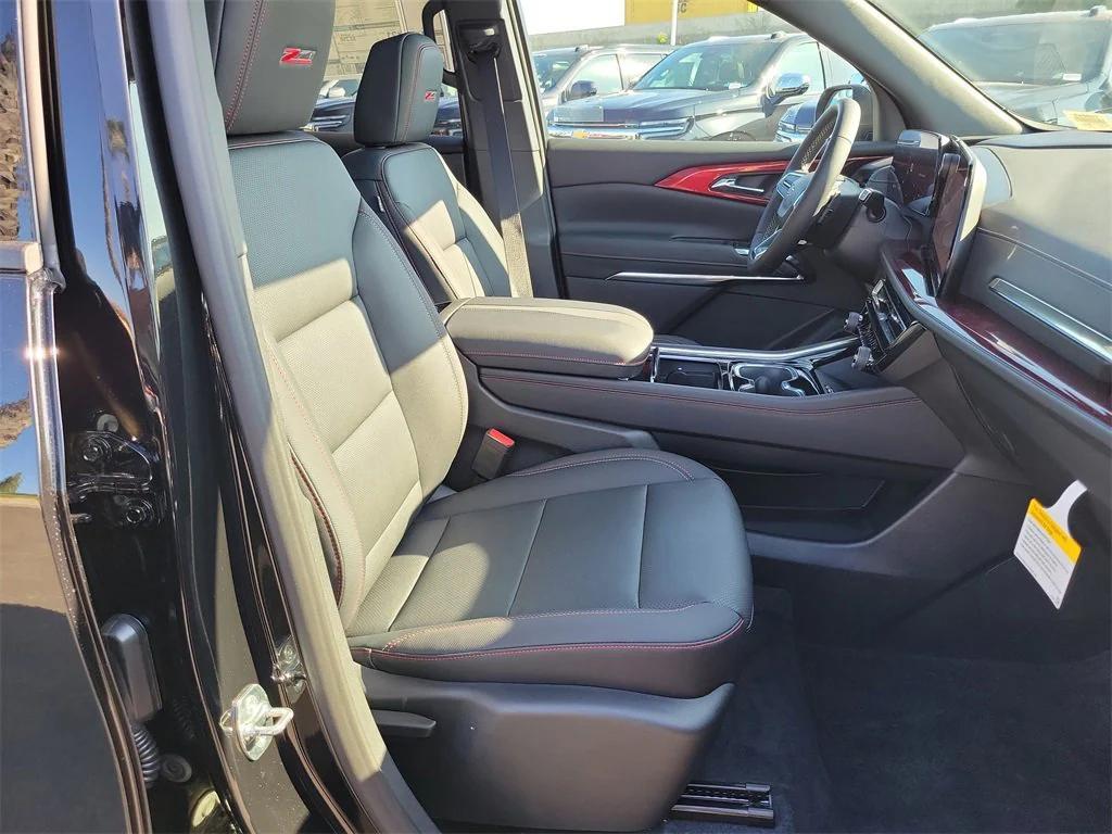 new 2026 Chevrolet Traverse car, priced at $54,369