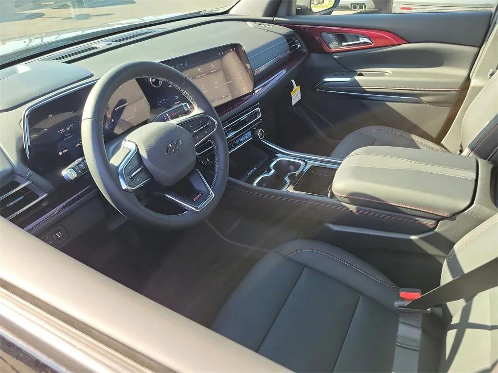 new 2026 Chevrolet Traverse car, priced at $54,369