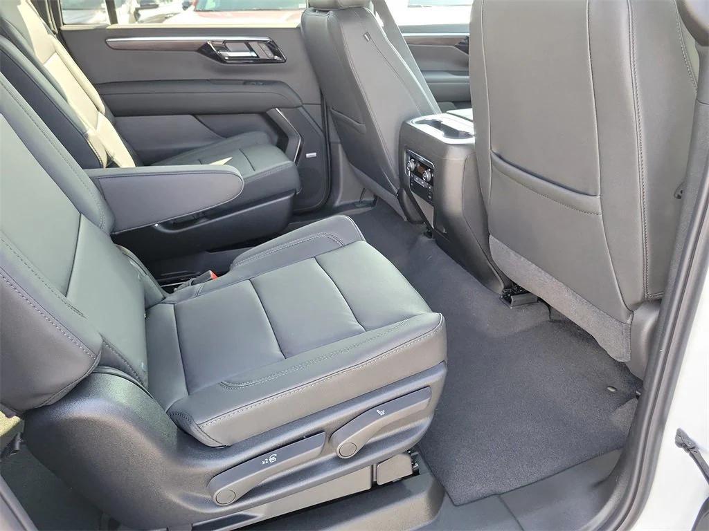 new 2026 Chevrolet Suburban car, priced at $81,440