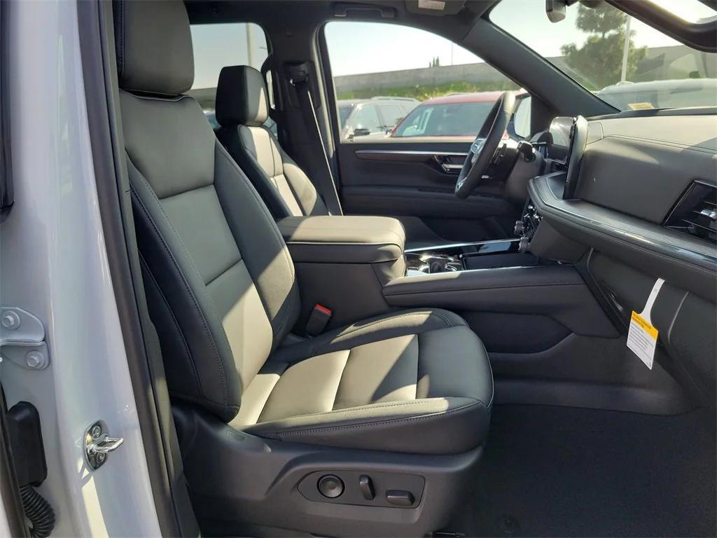 new 2026 Chevrolet Suburban car, priced at $81,440