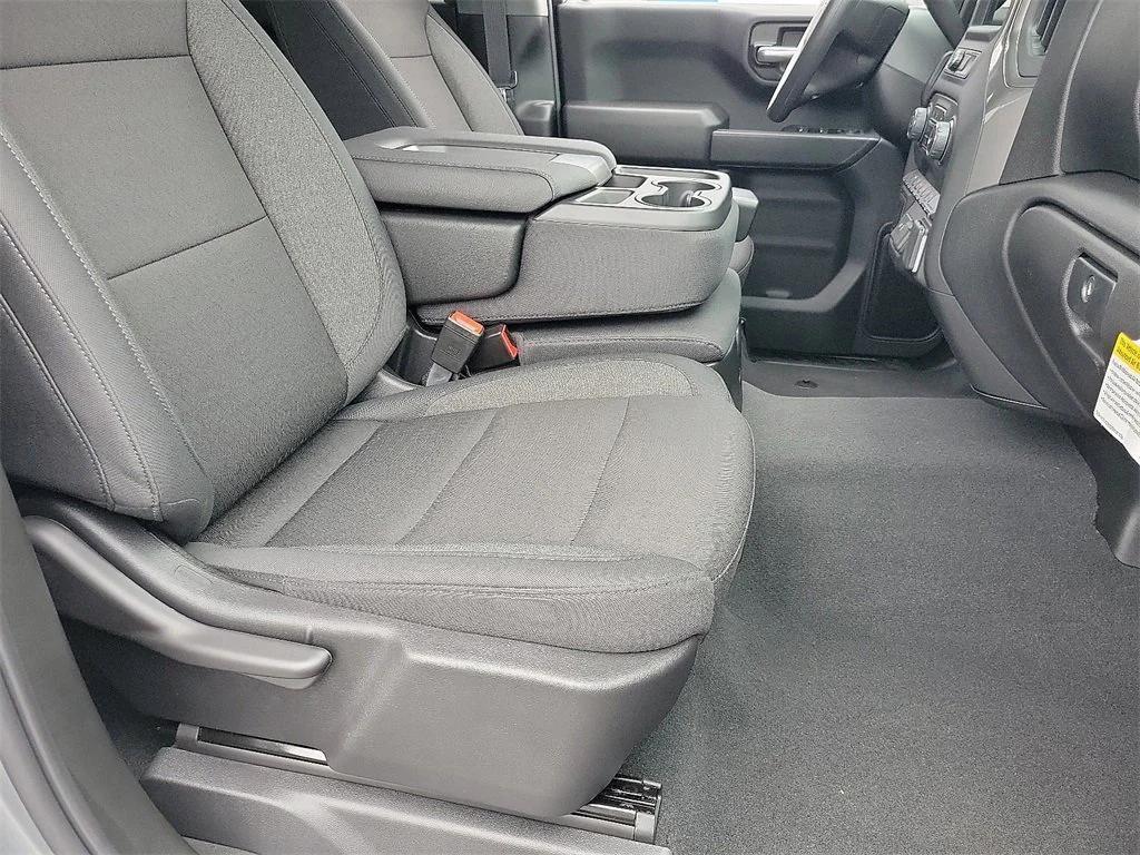 new 2026 Chevrolet Silverado 1500 car, priced at $42,615