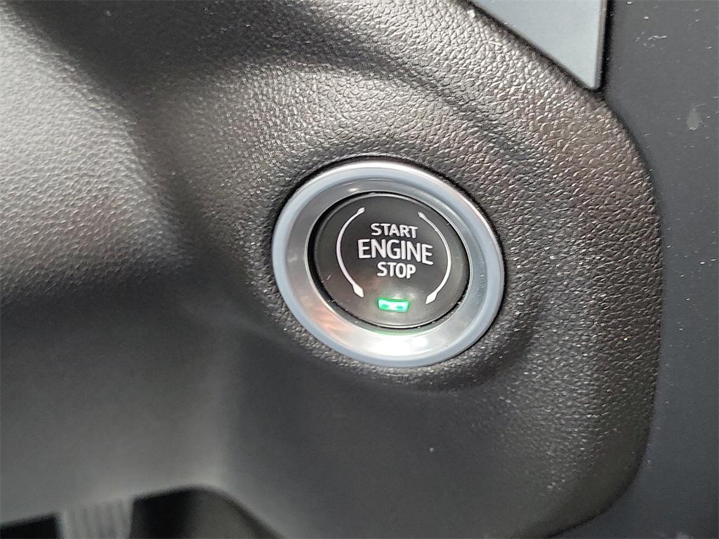 used 2021 Chevrolet Silverado 1500 car, priced at $31,995