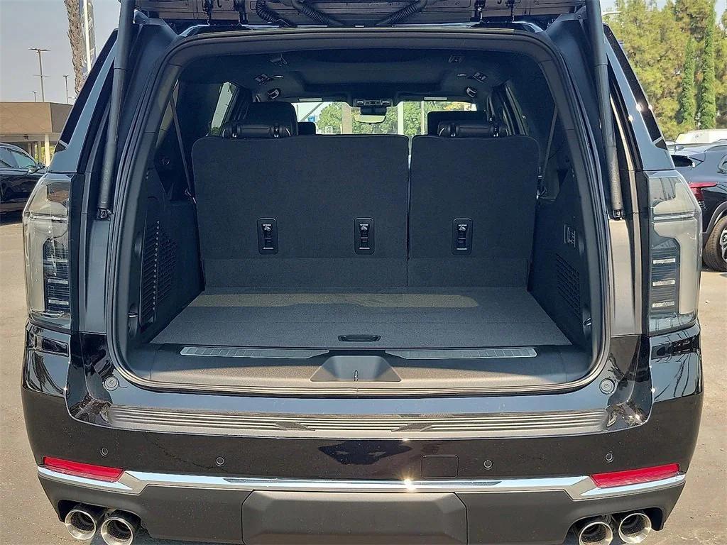 new 2025 Chevrolet Suburban car, priced at $85,600