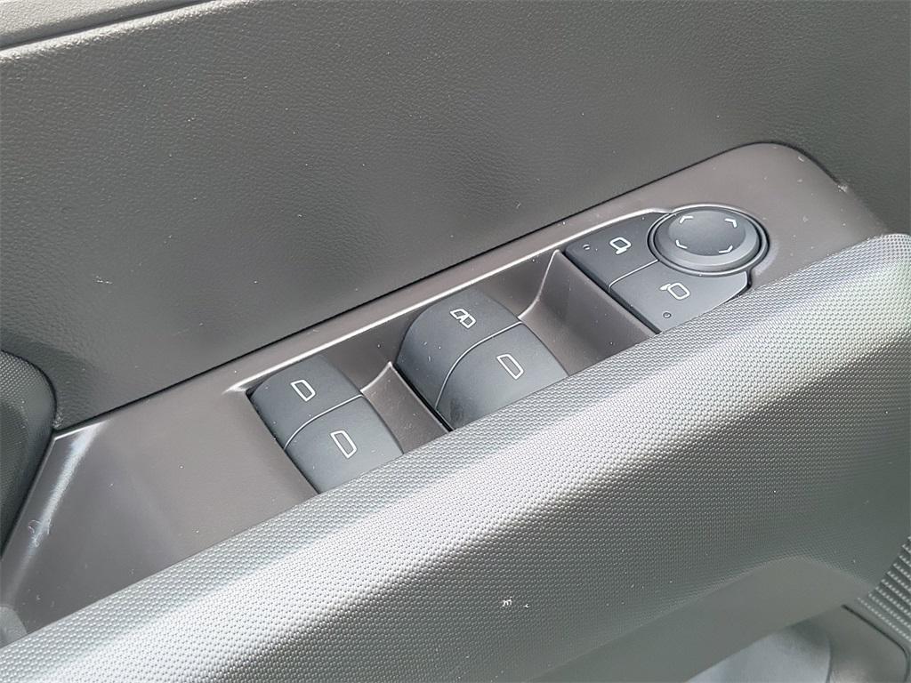 used 2025 Chevrolet Colorado car, priced at $35,853