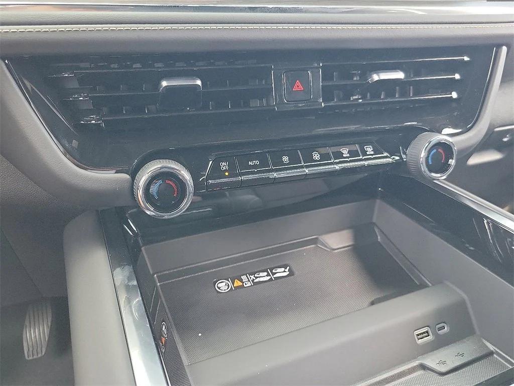 new 2025 Chevrolet Suburban car, priced at $84,740