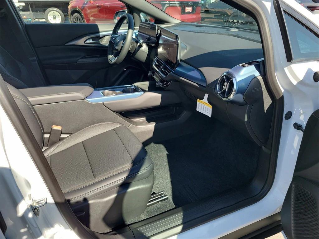 new 2026 Chevrolet Equinox EV car, priced at $41,519