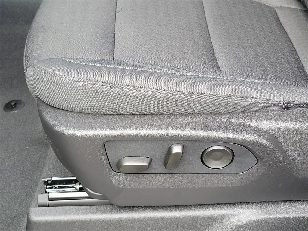 new 2026 Chevrolet Silverado 1500 car, priced at $42,615