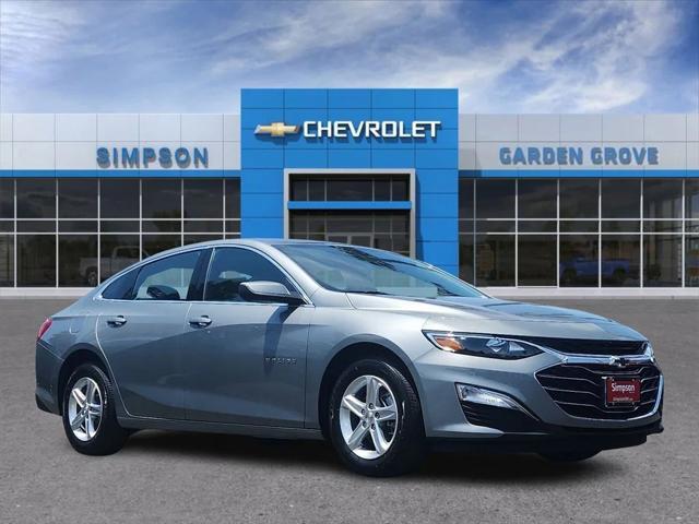 new 2025 Chevrolet Malibu car, priced at $28,164