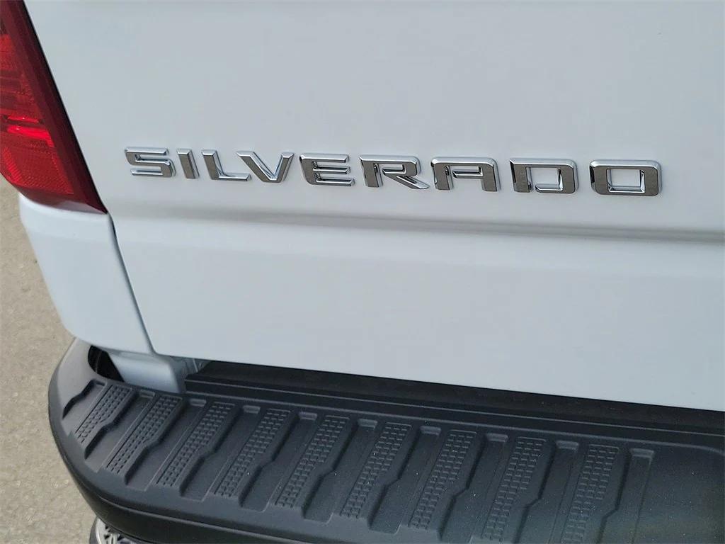 new 2026 Chevrolet Silverado 1500 car, priced at $35,595