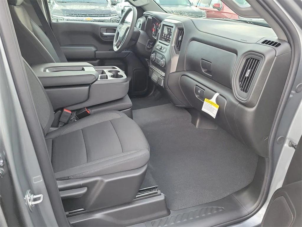 new 2026 Chevrolet Silverado 1500 car, priced at $42,615