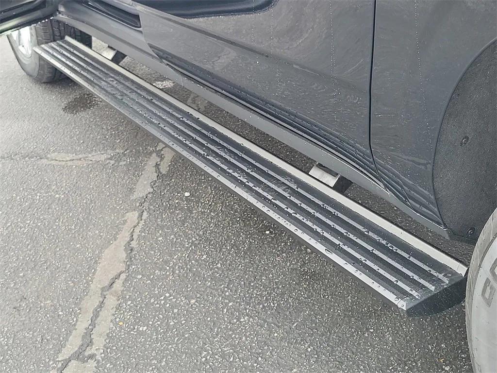 new 2026 Chevrolet Suburban car, priced at $88,970