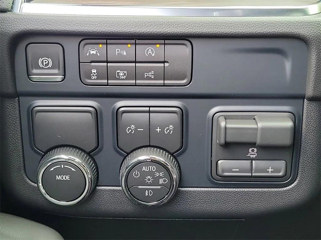 new 2026 Chevrolet Suburban car, priced at $88,970