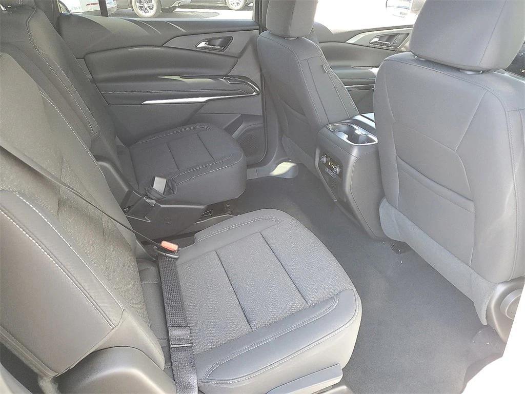 new 2026 Chevrolet Traverse car, priced at $46,545