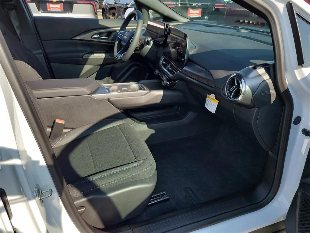 new 2026 Chevrolet Equinox EV car, priced at $35,869