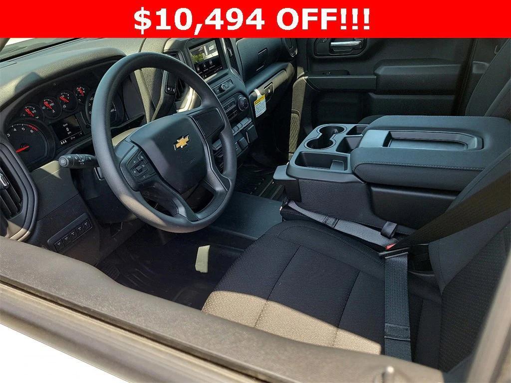 new 2025 Chevrolet Silverado 2500 car, priced at $64,999