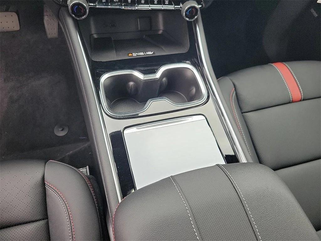 new 2026 Chevrolet Traverse car, priced at $58,215