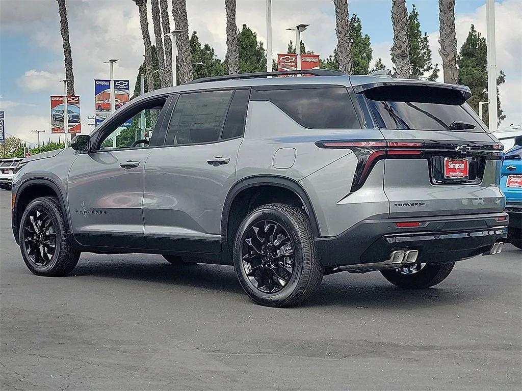 new 2026 Chevrolet Traverse car, priced at $45,475