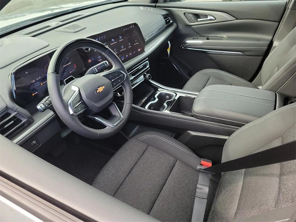 new 2026 Chevrolet Traverse car, priced at $48,280