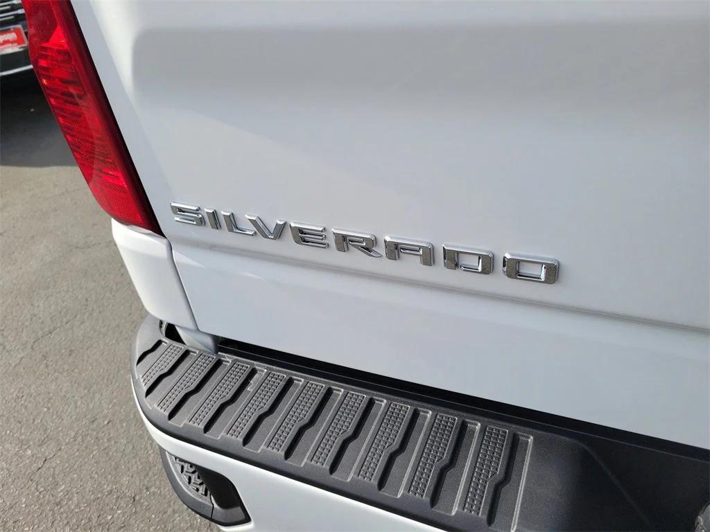 new 2026 Chevrolet Silverado 1500 car, priced at $42,615