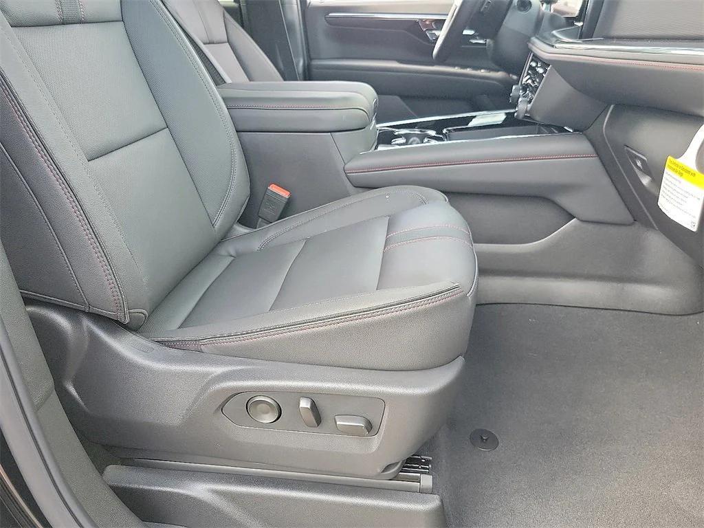 new 2026 Chevrolet Suburban car, priced at $76,625