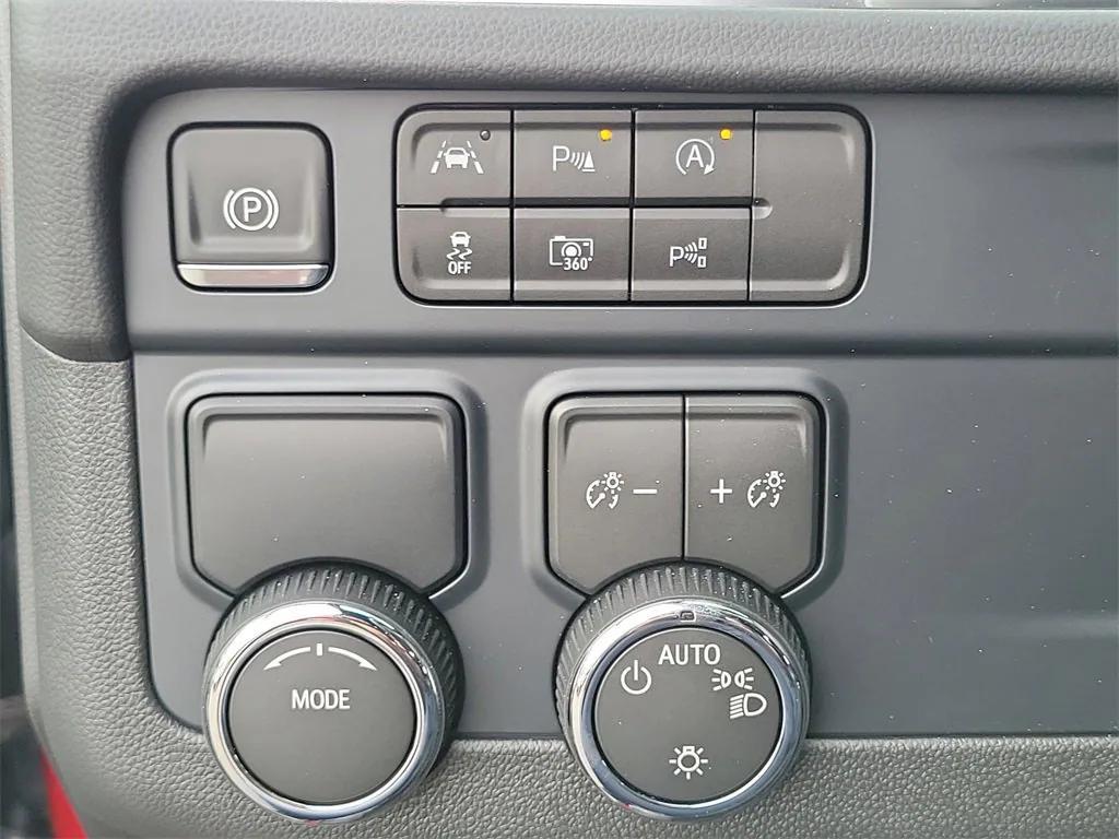 new 2025 Chevrolet Tahoe car, priced at $62,715