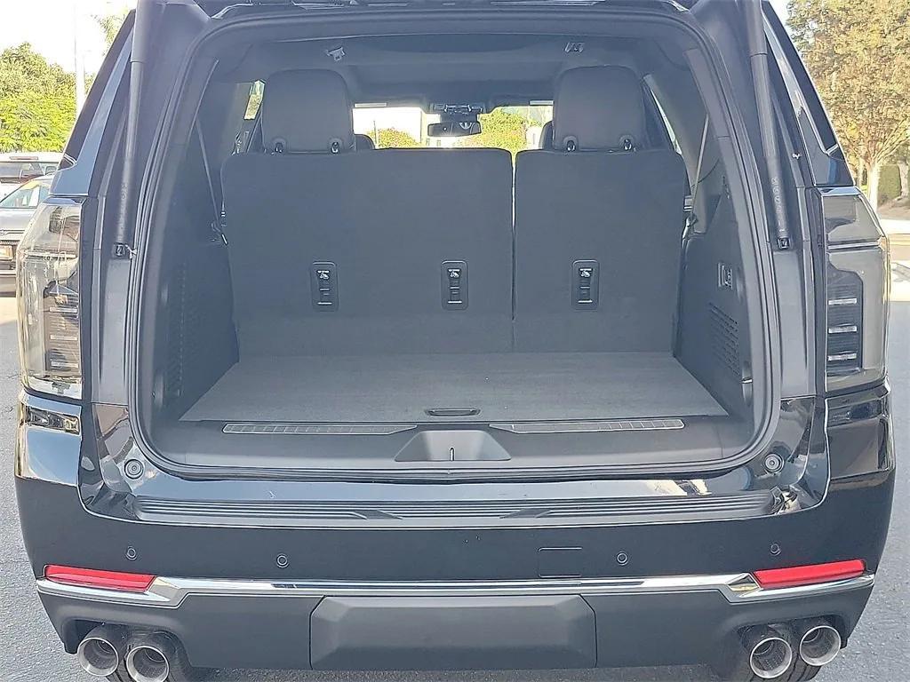 new 2026 Chevrolet Suburban car, priced at $83,930
