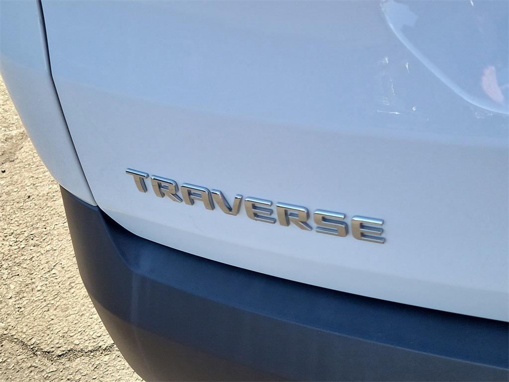 used 2022 Chevrolet Traverse car, priced at $25,450