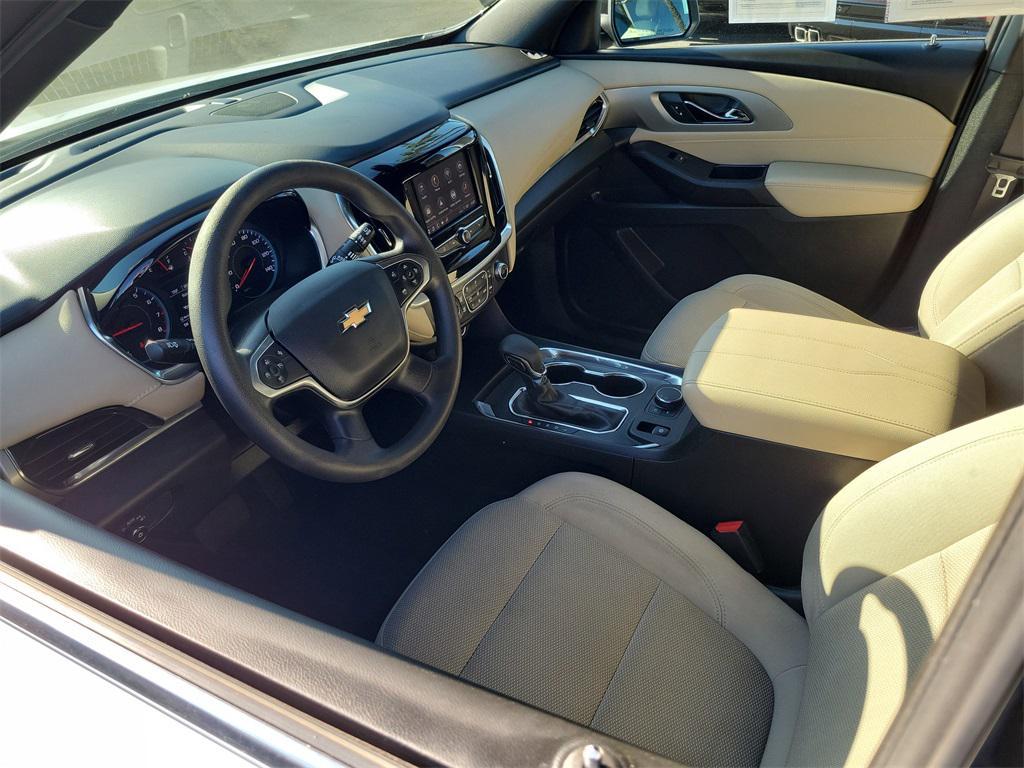 used 2022 Chevrolet Traverse car, priced at $25,450