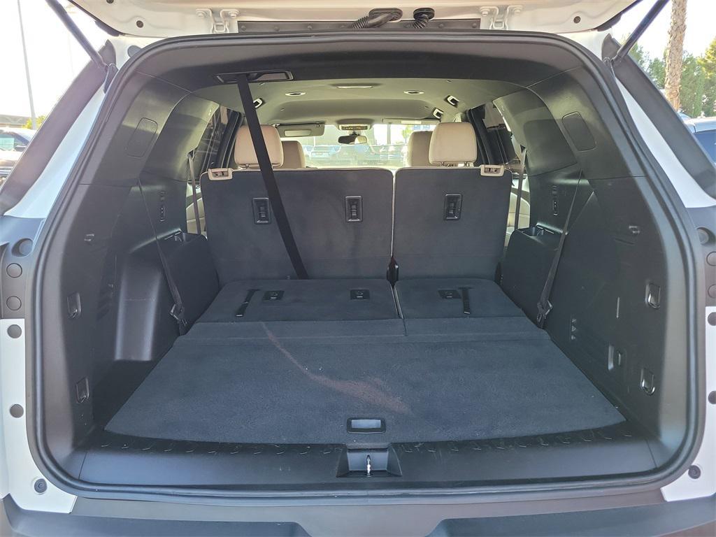 used 2022 Chevrolet Traverse car, priced at $25,450