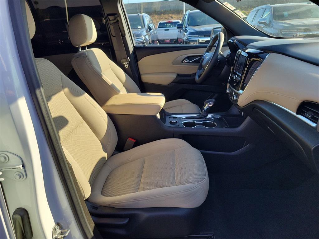 used 2022 Chevrolet Traverse car, priced at $25,450