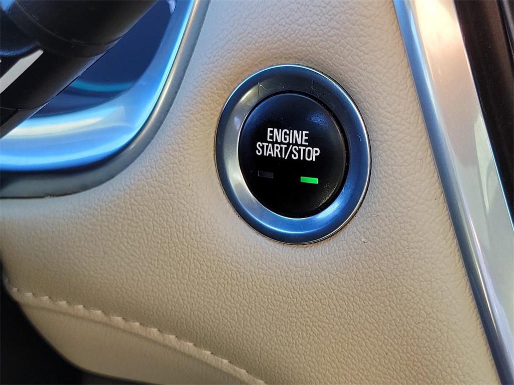 used 2022 Chevrolet Traverse car, priced at $25,450