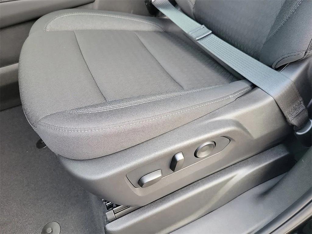 new 2025 Chevrolet Tahoe car, priced at $61,320