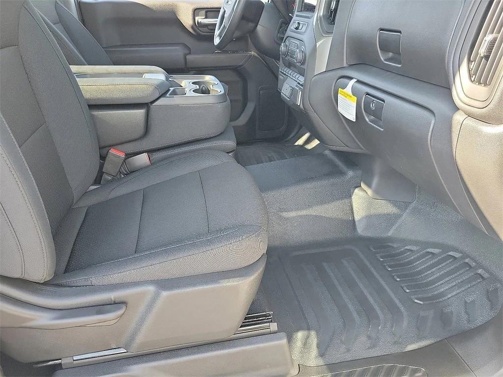 new 2025 Chevrolet Silverado 1500 car, priced at $38,030