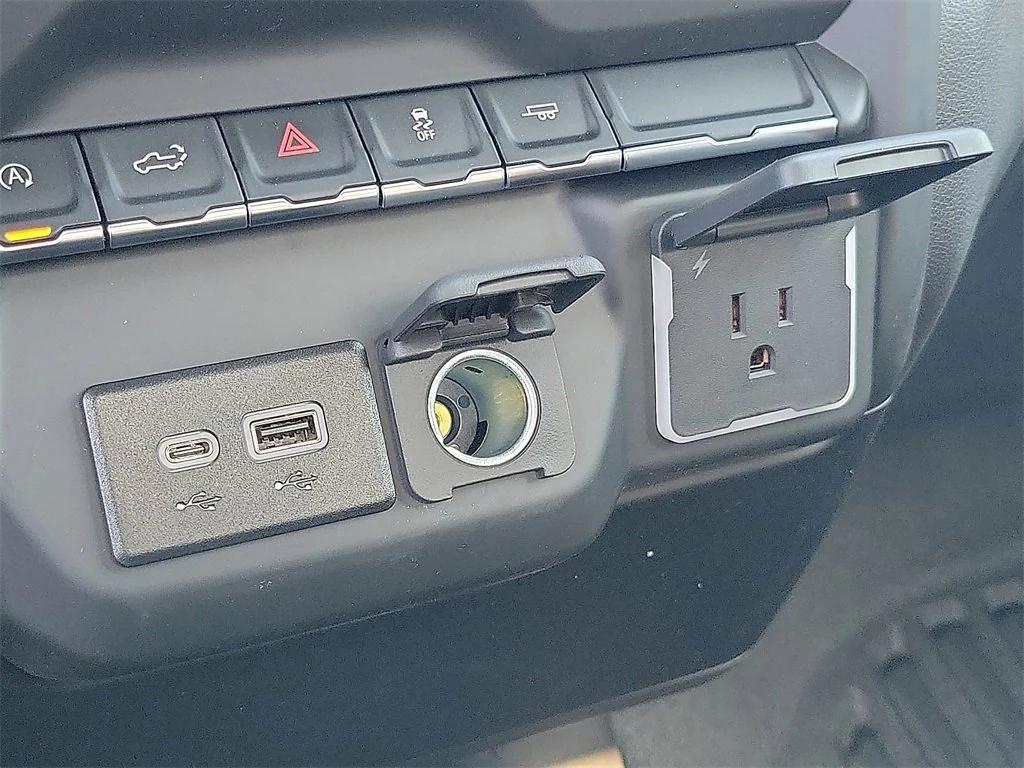 new 2025 Chevrolet Silverado 1500 car, priced at $38,030