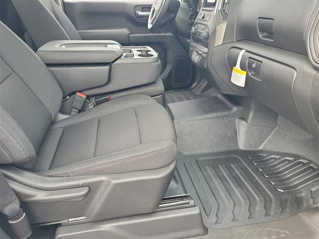 new 2026 Chevrolet Silverado 1500 car, priced at $39,330