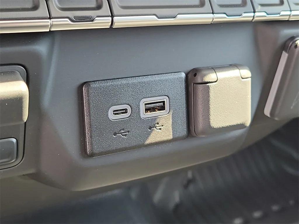 new 2026 Chevrolet Silverado 2500 car, priced at $63,998